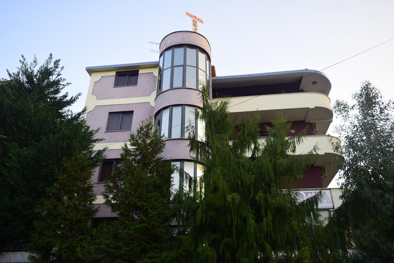 Hotel Deja Tirana Bagian luar foto