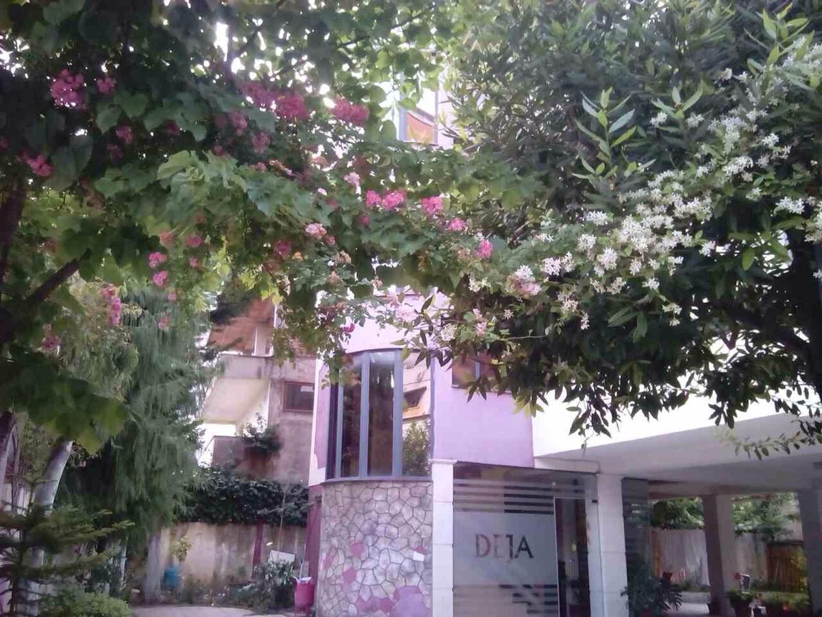 Hotel Deja Tirana Bagian luar foto