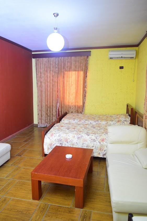 Hotel Deja Tirana Bagian luar foto